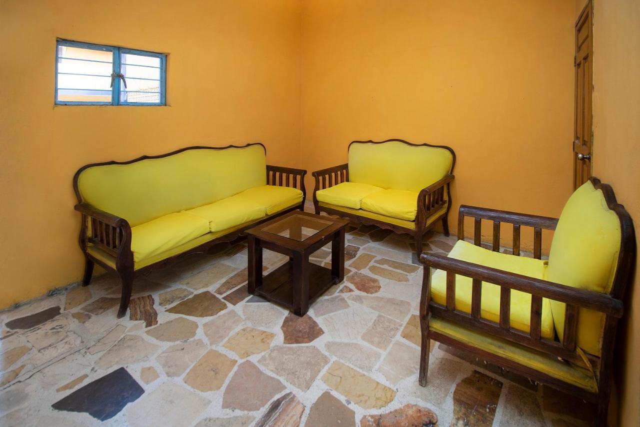 Hotel Casa De Huespedes Hidalgo Tehuacán エクステリア 写真